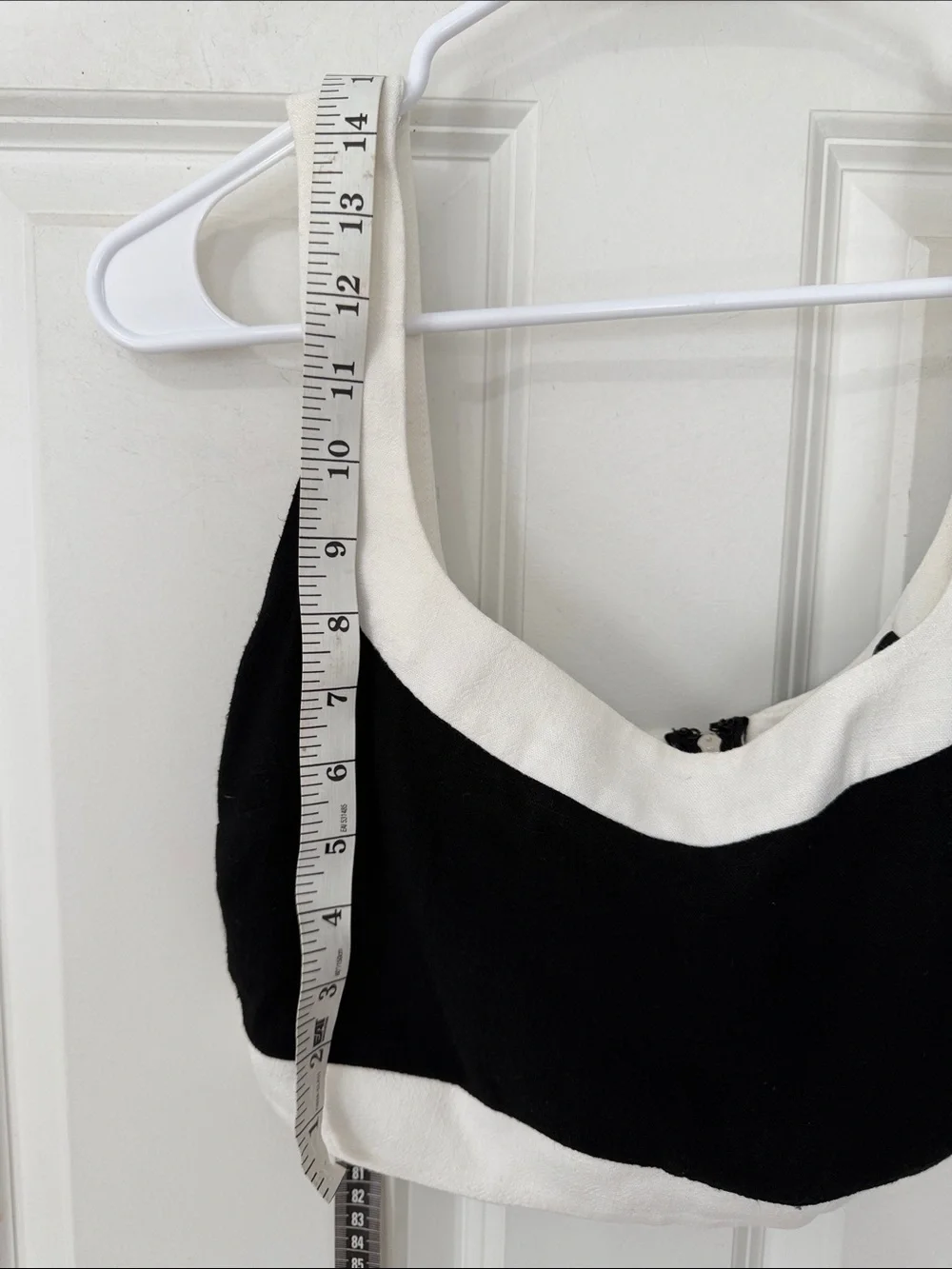 Forever 21 Black and White Colorblock Crop Tank - Picture 4 of 5